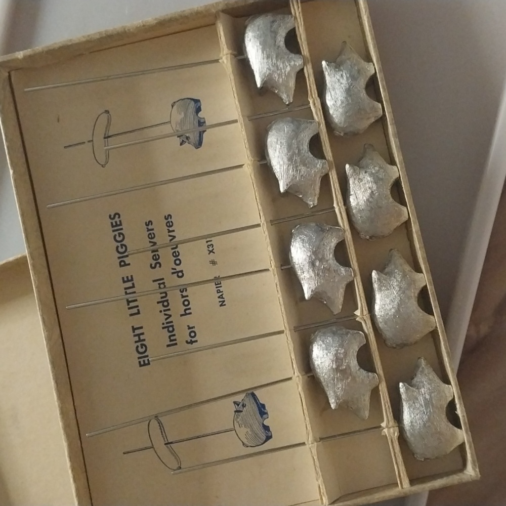 Napier Silver Plated Pig Hors D'Oeuvres Tails, Mid Century Vintage 1960s, Origin